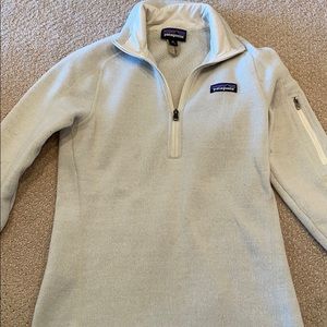 Patagonia quarter zip sweater